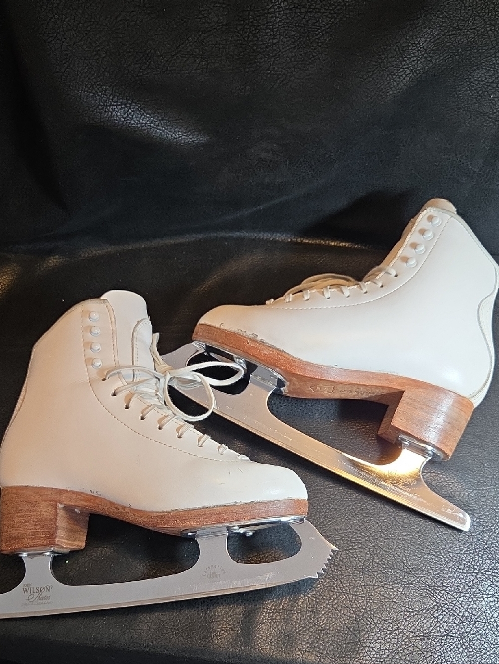 John Wilson Coronation Comet Blades/ Classic White Women's Figure Skates Size 5 - Picture 5 of 7